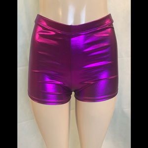 Nihoe Metallic Shorts Magents